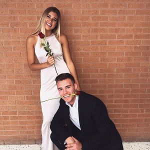 Meet your Posher, Demi